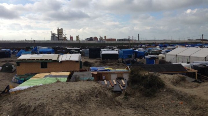 گزارشی تصویری از چرخه بی پایان یورش پلیس فرانسه به اردوگاه‌های پناهجویی و استقرار مجدد پناهجویان