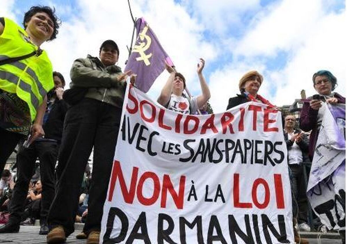 لایحه مهاجرتی فرانسه با هدف تسهیل اخراج پناهجویان