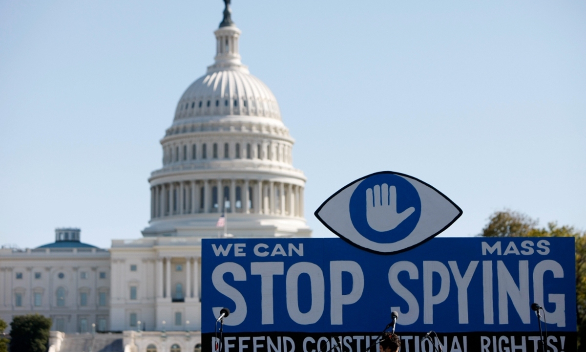 دسترسی دولت آمریکا به داده‎های کاربران/واشنگتن به دنبال تداوم هژمونی سایبری