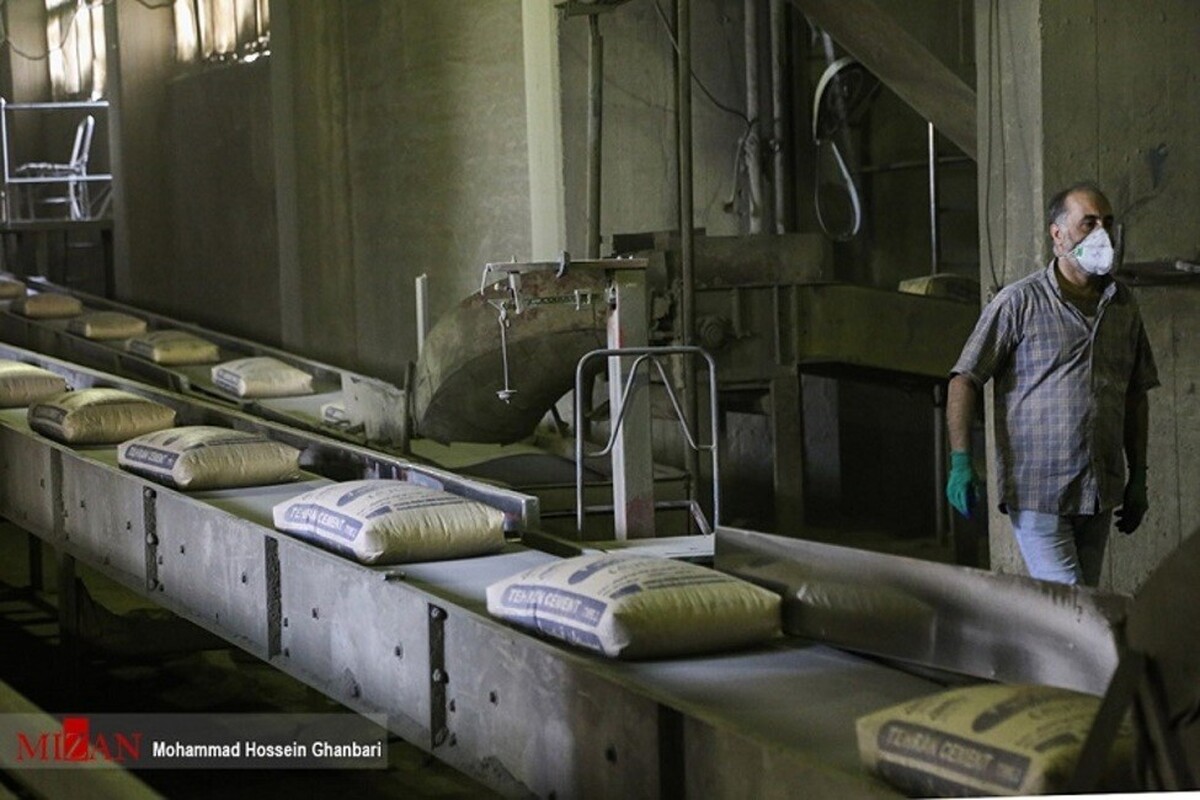 کاهش ۸ درصدی میانگین قیمت سیمان در سال ۱۴۰۱/ محدودیت‌های مصرف انرژی یکی از مشکلات صنعت سیمان است