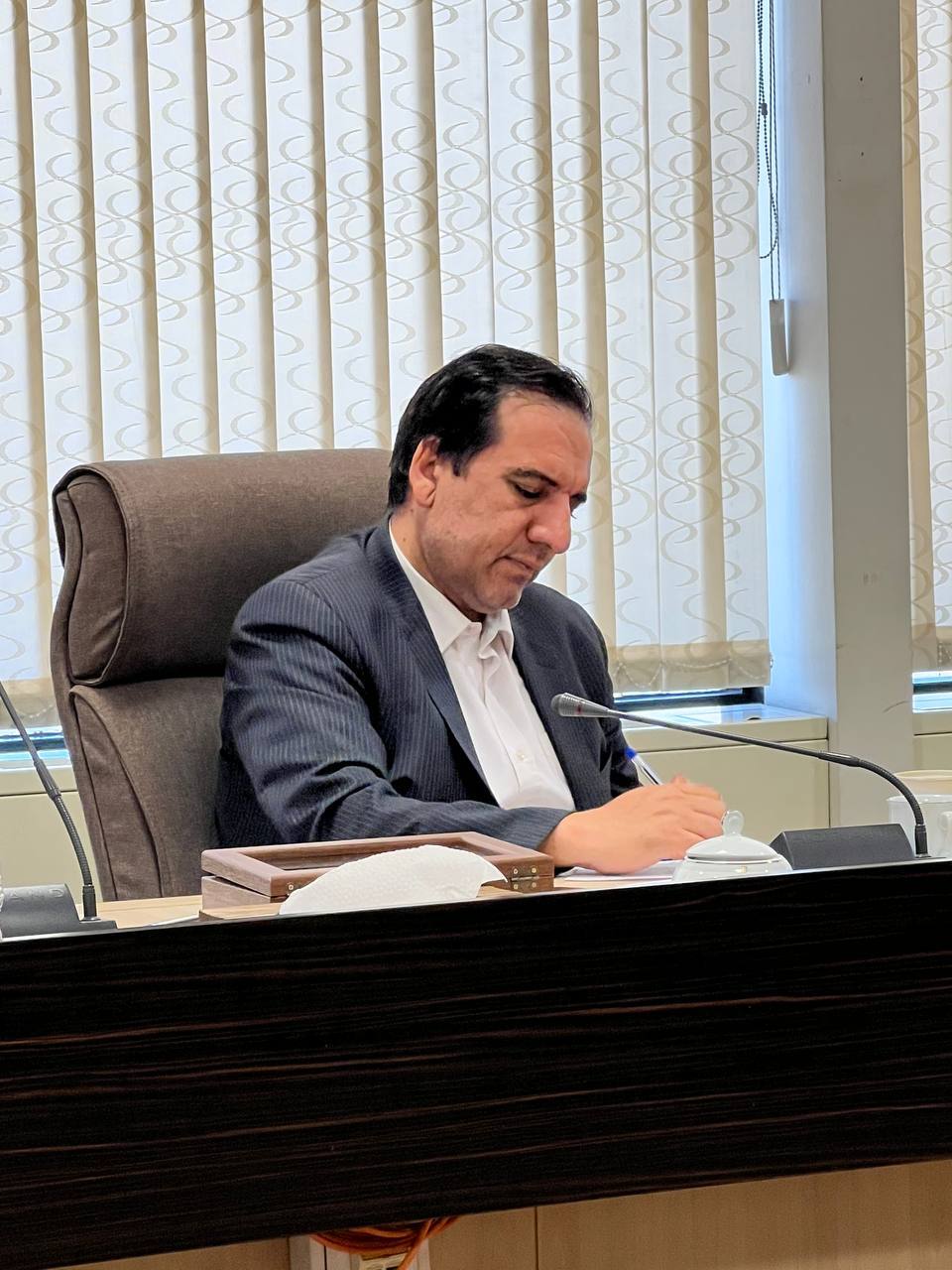 بررسی، شناسایی و اصلاح ساختار‌های فسادزا در خارج از دستگاه قضایی در جلسه قرارگاه پیگیری فرامین مقام معظم رهبری در قوه قضاییه/ معاون اول قوه قضاییه: یکی از ماموریت‌های مهم مطرح در سند تحول، احیای حقوق عامه، گسترش عدل و آزادی‌های مشروع است/ شناسایی ۲۱۰ بستر فسادزا توسط سازمان بازرسی کل کشور درحوزه‌های مختلف