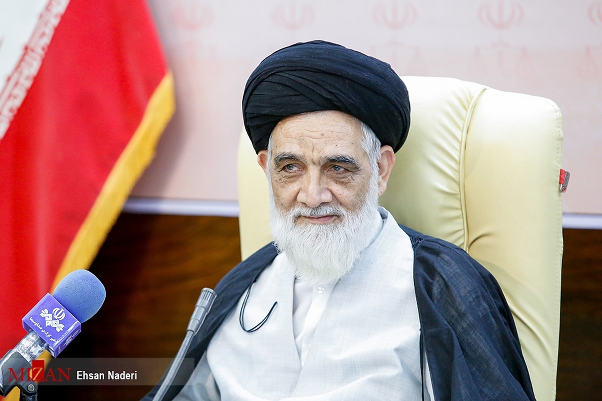 ملاقات مردمی رئیس دیوان عالی کشور در دادگستری کل استان کردستان/ به بیش از ۳۰ پرونده قضایی رسیدگی شد