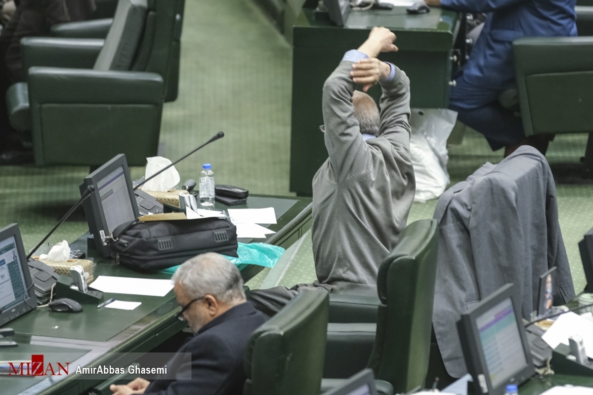 کلیات لایحه ساماندهی و نظارت بر تجارت مرزی و ایجاد اشتغال پایدار مرزنشینان بررسی می‌شود