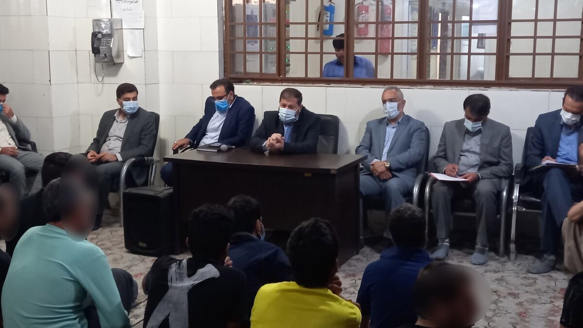 رئیس کل دادگستری استان ایلام از بازداشتگاه، کانون اصلاح و تربیت و بند نسوان زندان ایلام بازدید کرد