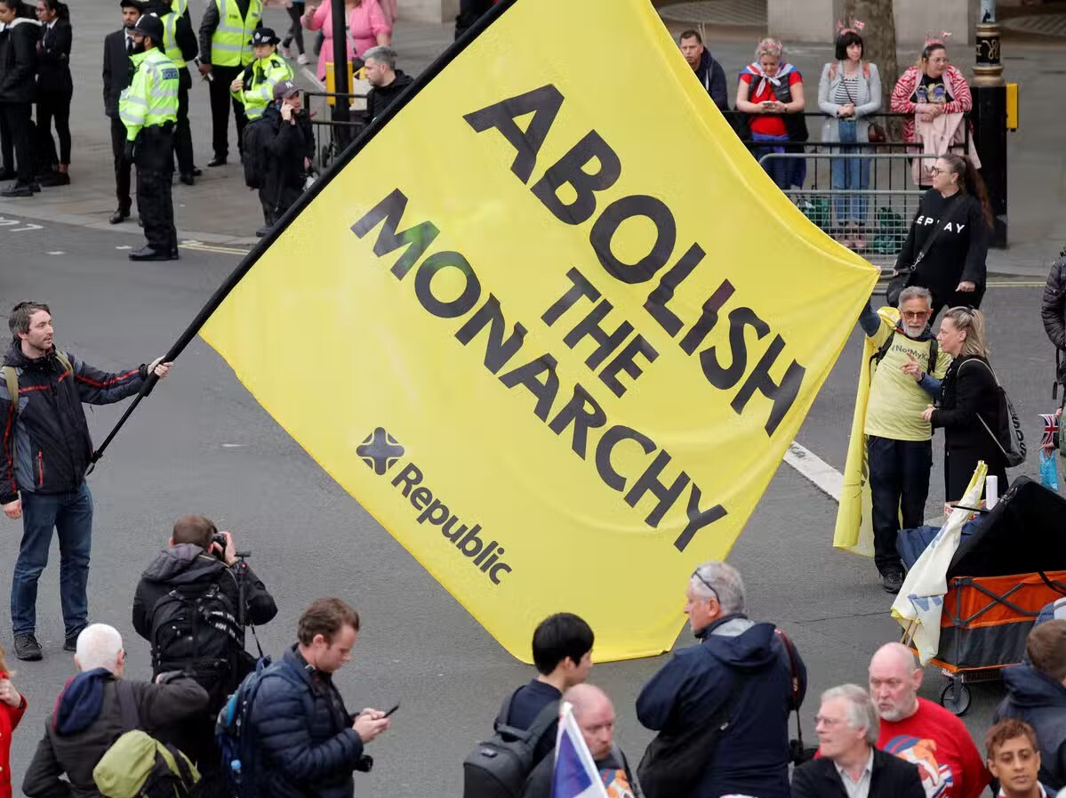 هشدار گروه‌های حقوق بشری به پلیس انگلیس؛ تاجگذاری نباید بهانه دیگری برای تضعیف حقوق بشری مردم انگلیس شود