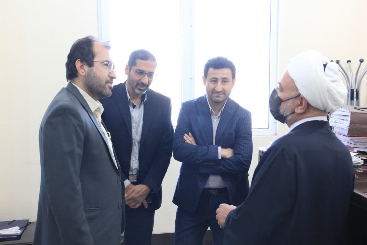 رئیس کل دادگستری خوزستان از مجتمع قضایی شهید تندگویان اهواز بازدید کرد