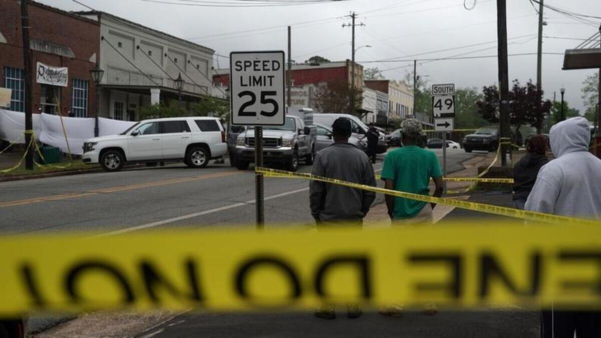۱۸ کشته و زخمی در پی ورود خودرو به میان جمعیت در تگزاس