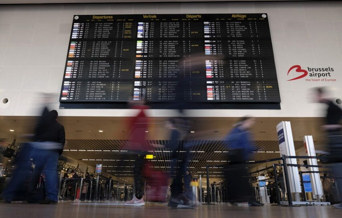 گزارش رسانه بلژیکی از افزایش «فرودگاه خوابی» در پایتخت اروپا
