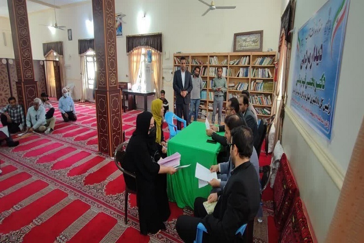 دیدار رئیس کل دادگستری هرمزگان با ۸۶ نفر از مردم در شهرستان پارسیان برگزار شد
