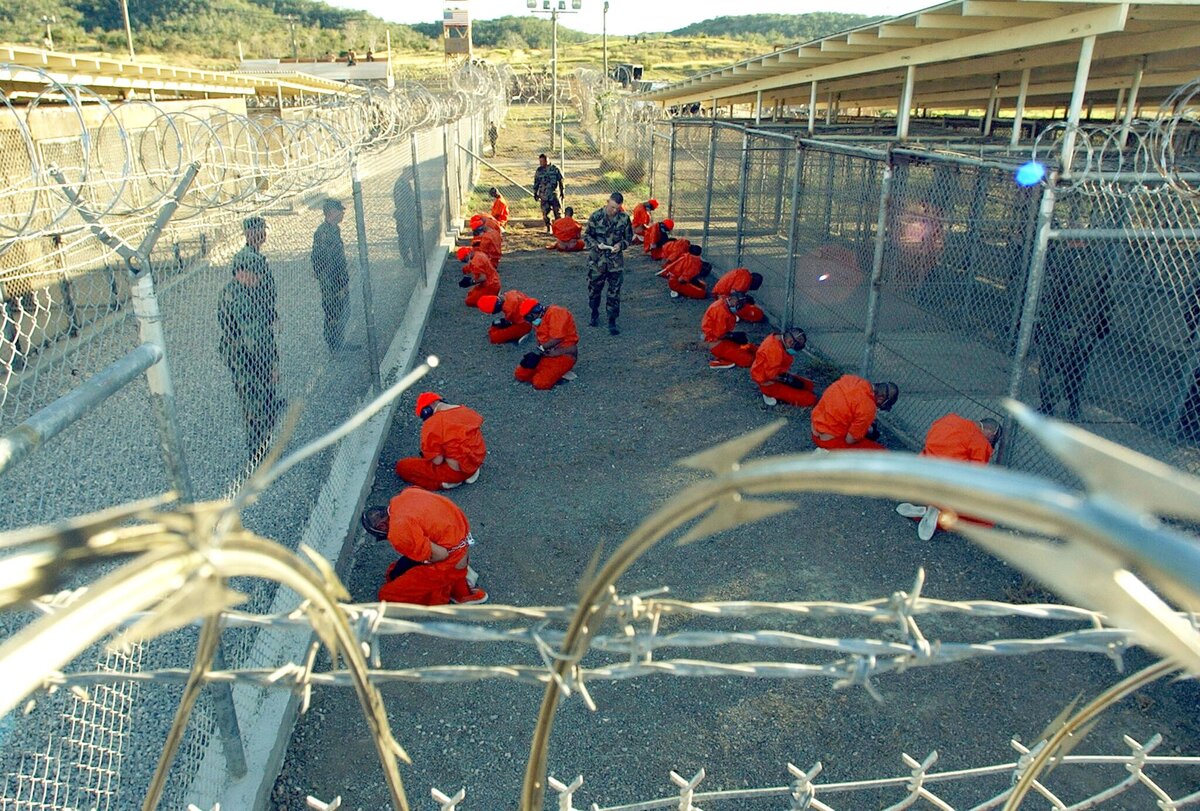 روایتی از شکنجه‌گری آمریکا در گوانتانامو/ فشارهای اف‌بی‌آی و سیا علیه زندانیان
