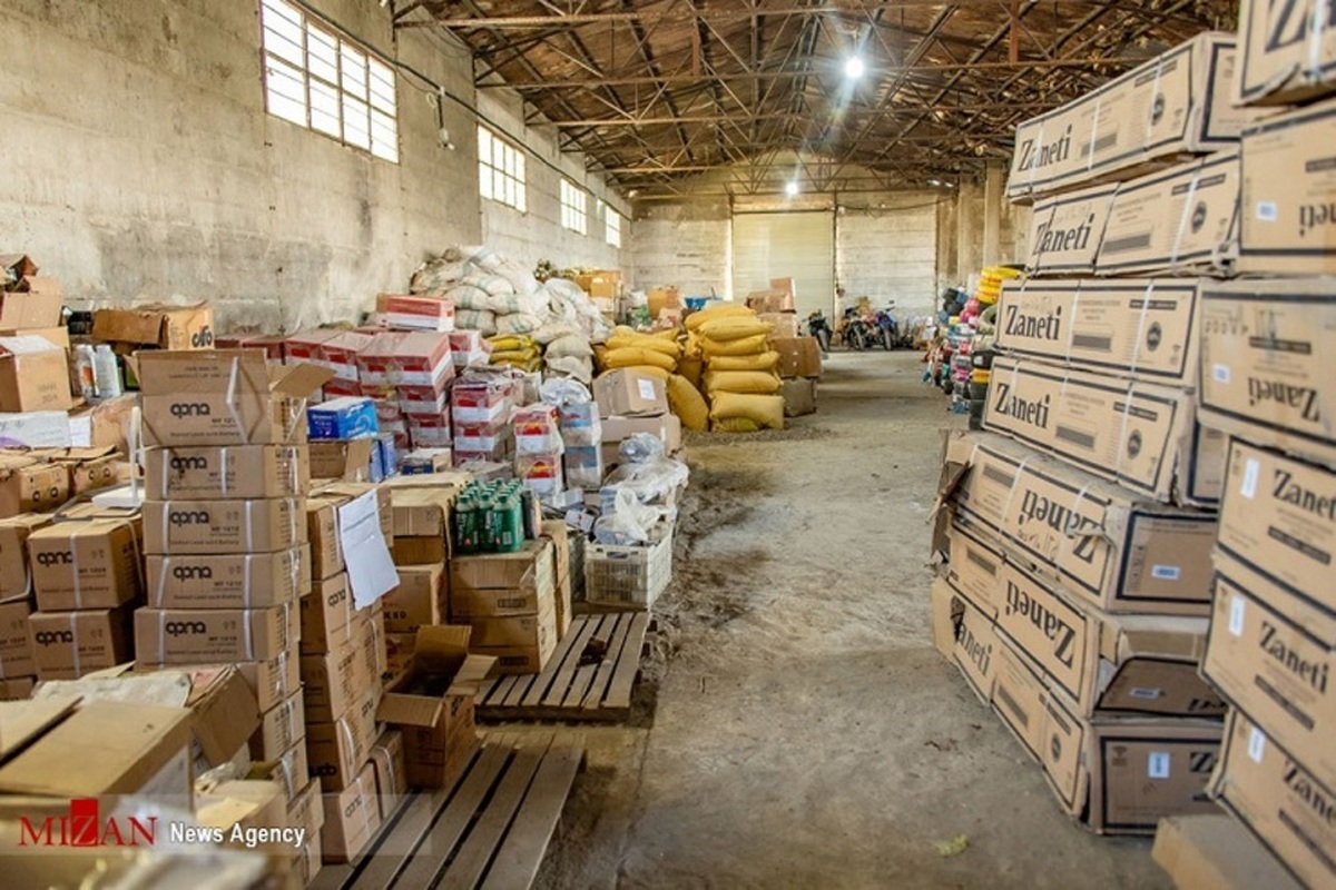 انبار کالا‌های تاریخ مصرف گذشته در لاشار سیستان و بلوچستان کشف شد