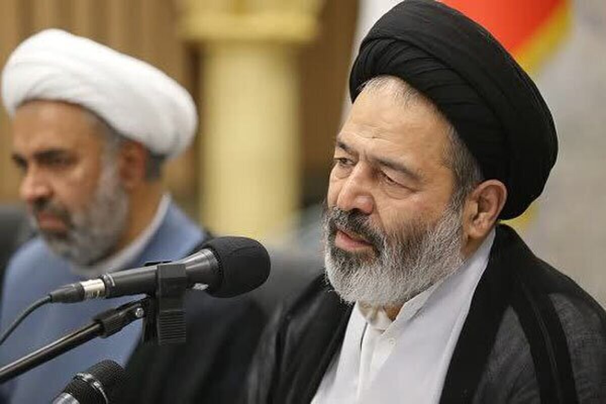 سرپرست حجاج ایرانی: حج «بهترین» و «تاثیرگذارترین» فرصت برای انتقال پیام قرآن است / مسئولیت خادمان فرهنگی ایجاد تحول قرآنی در زائران است