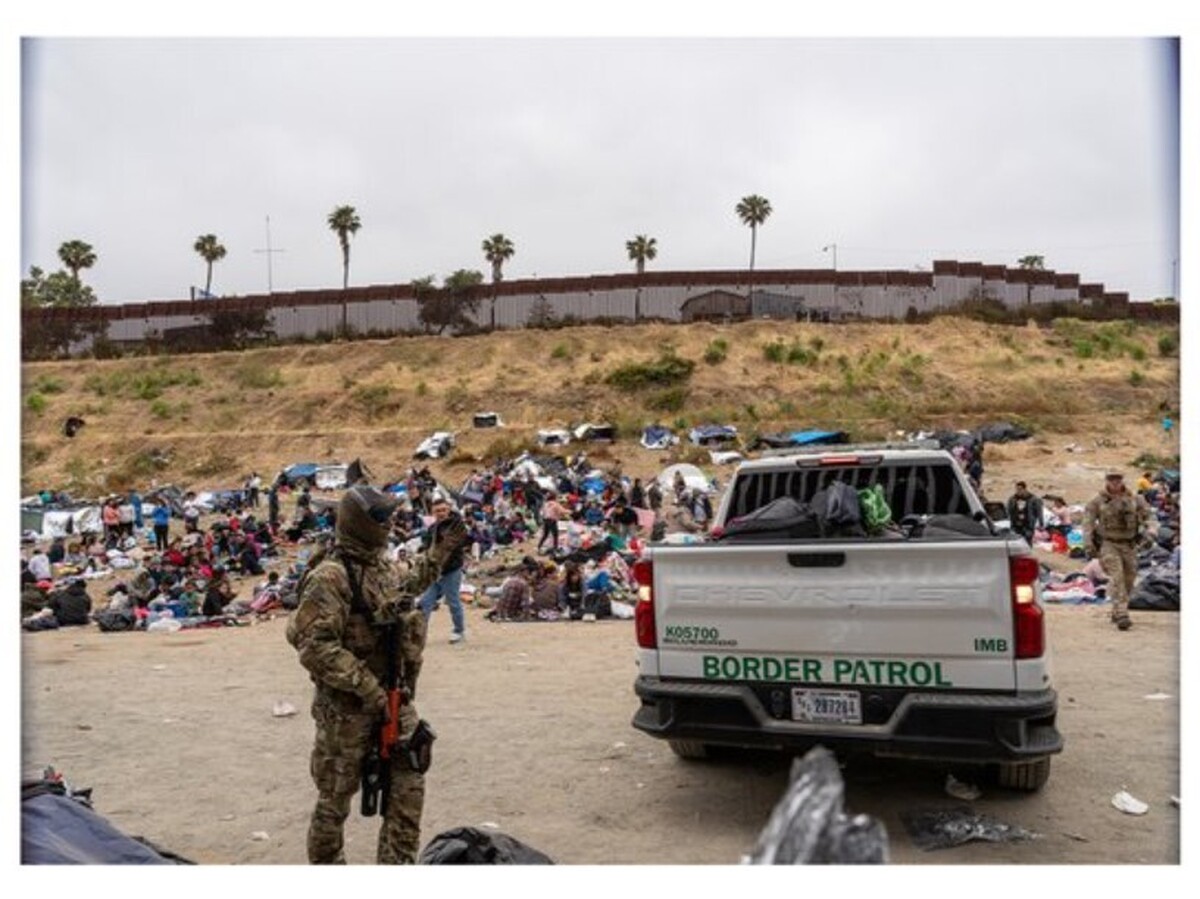 بحران انسانی در مرزهای آمریکا و مکزیک/سرگردانی هزاران نفر بر اثر سیاست مهاجرتی بایدن