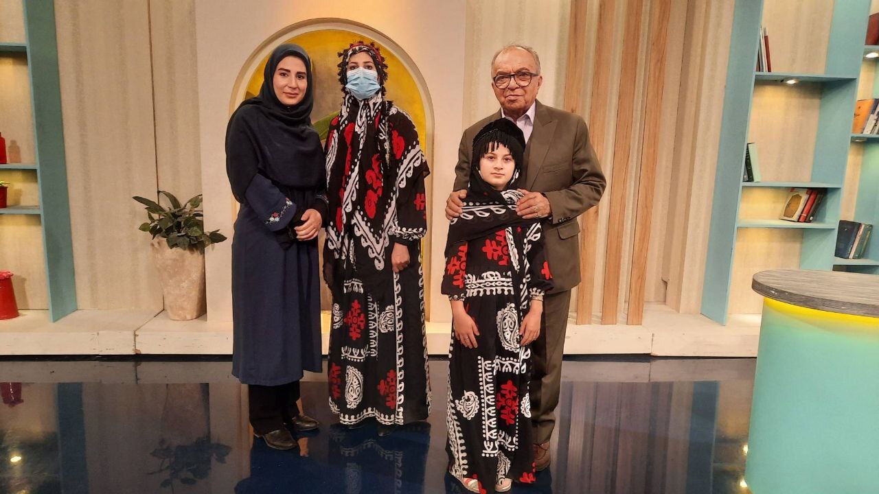 معرفی کارآفرینانی از غرب ایران در برنامه «کار خونه» معرفی کارآفرینانی از غرب ایران در برنامه «کار خونه»