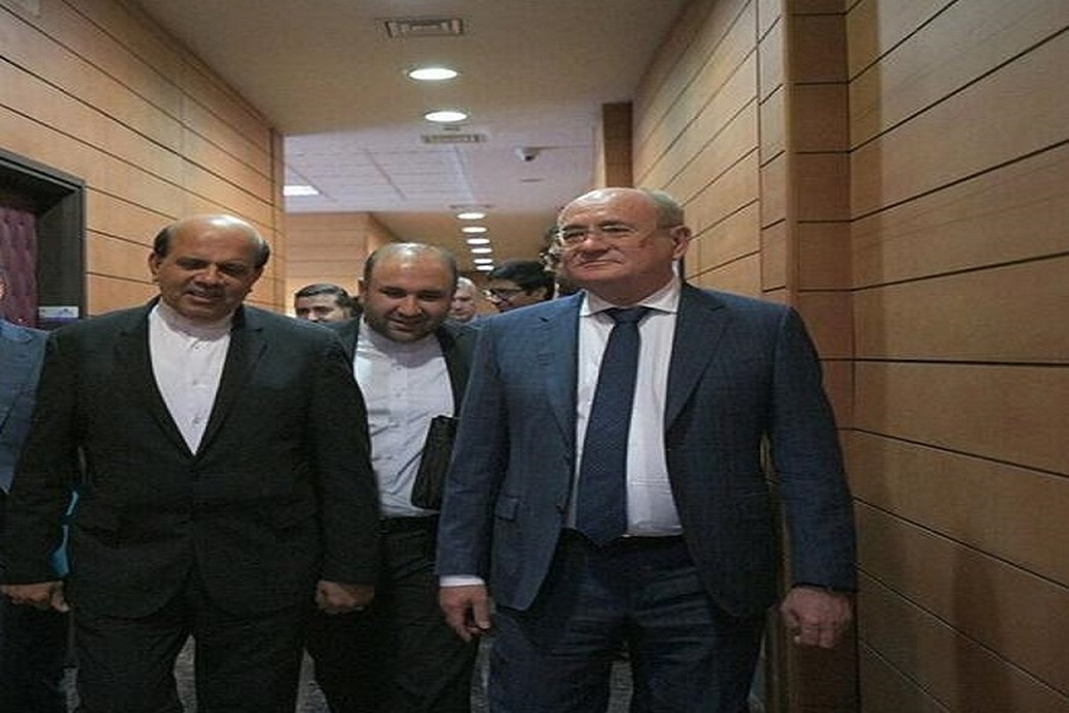 بررسی الگوهای سرمایه‌گذاری برای توسعه میدان‌های نفت و گاز با مشارکت روس‌ها