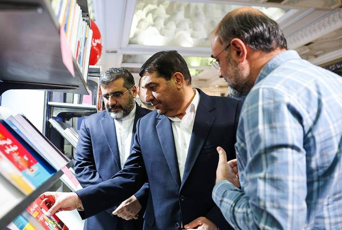 مخبر: بسیاری از مسائل و مشکلات اقتصادی ریشه فرهنگی دارد/ کارخانه جدید تولید کاغذ در کشور با ظرفیت ۲۵۰ هزار تن در حال احداث است