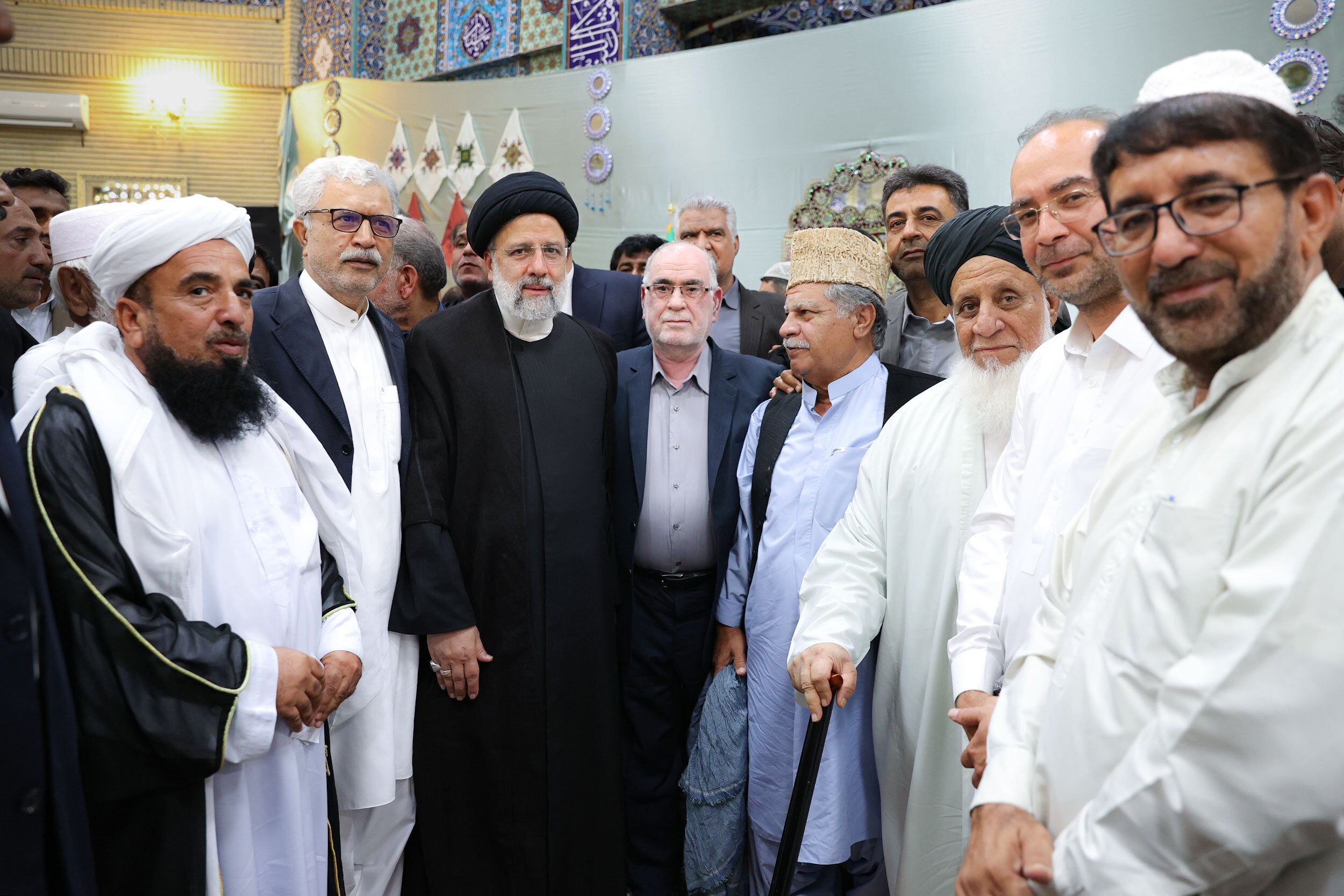 سفر رئیس جمهور به سیستان و بلوچستان؛ از افتتاح پست و خط تبادل برق میان ایران و پاکستان تا پیگیری پروژه توسعه سواحل مکران