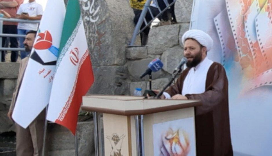 فرهنگ ایثار و شهادت؛ نیروی مجاهدان در مقابله با استکبار جهانی است