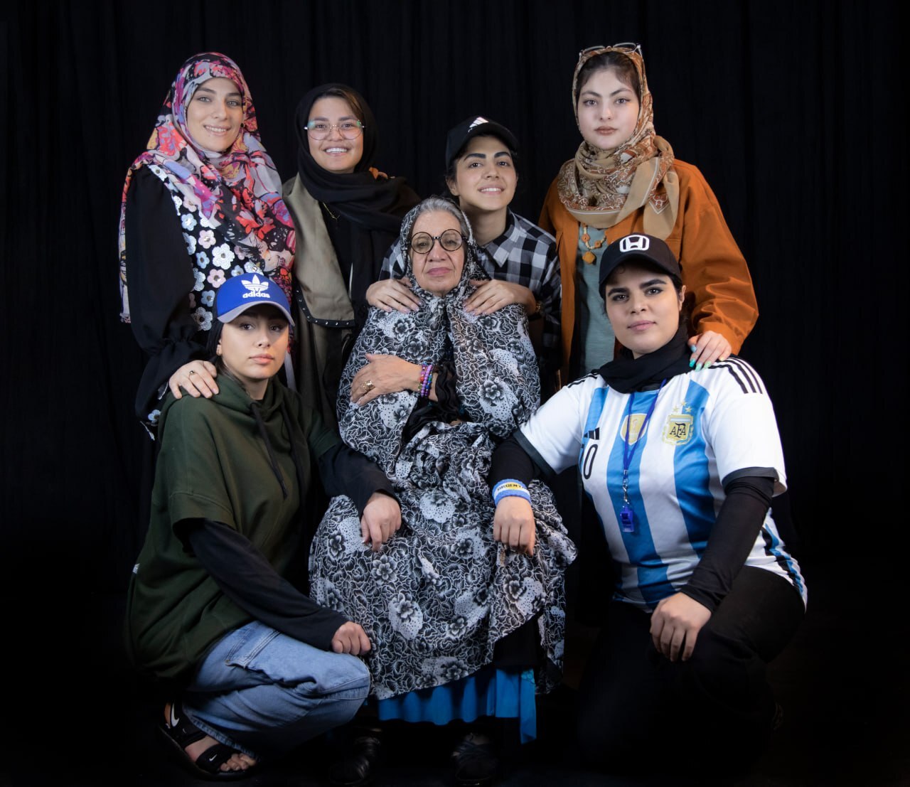 امیرآرتا، دختر آوازهخان مترو و گیتی معینی با «هوندا آدیداس» روی صحنه میروند امیرآرتا، دختر آوازهخان مترو و گیتی معینی با «هوندا آدیداس» روی صحنه میروند