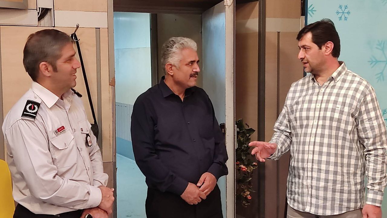 پخش ویژه برنامه «دست کی بالا» در روز دختر پخش ویژه برنامه «دست کی بالا» در روز دختر