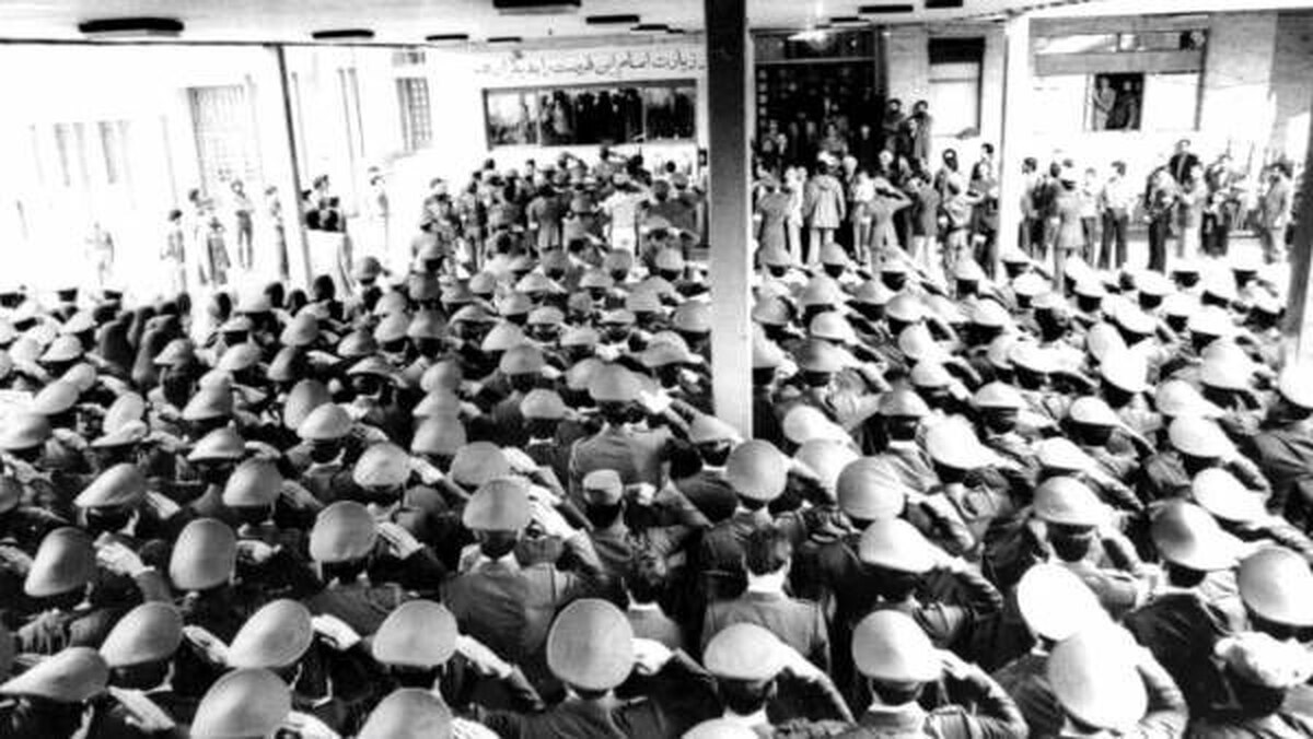 مستند  ارتش انقلابی  در شبکه دو