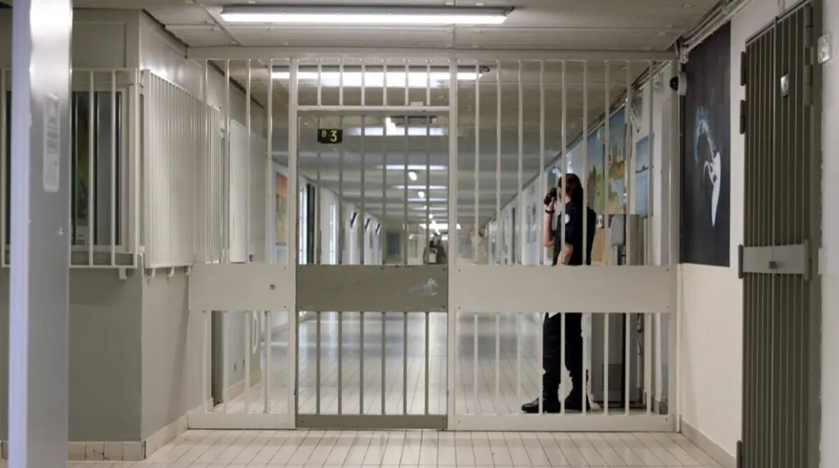 رکورد جمعیت زندان‌های فرانسه برای سومین ماه پیاپی شکسته شد