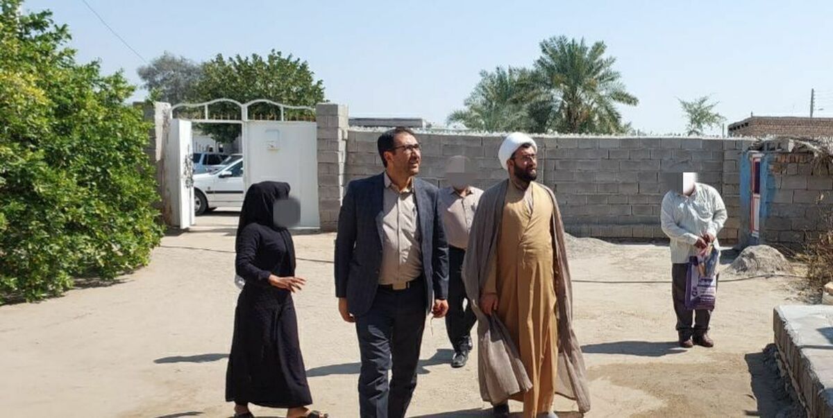 مسئولان شهرستان عنبرآباد با خانواده زندانیان نیازمند دیدار کردند