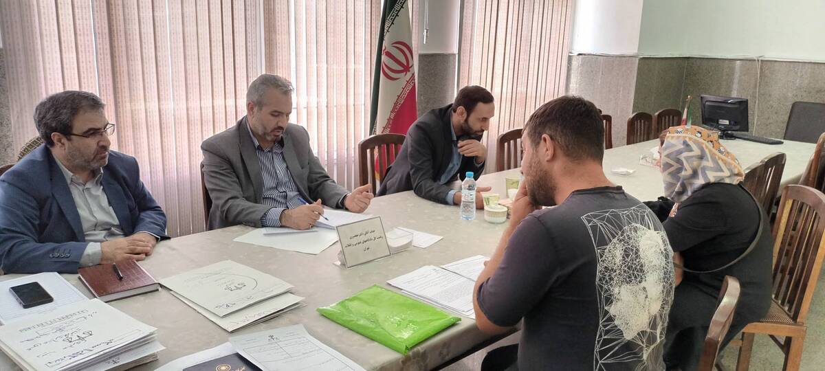 ملاقات مردمی رئیس کل دادگاه‌های عمومی و انقلاب تهران در مجتمع قضایی خانواده یک برگزار شد