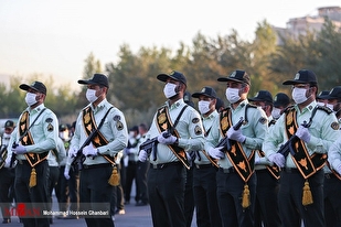 آمادگی نیروی انتظامی برای تسهیل تردد زائران در مراسم سالگرد ارتحال امام خمینی (ره)