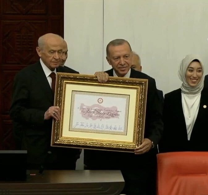 اردوغان بار دیگر به عنوان رئیس جمهور ترکیه سوگند یاد کرد اردوغان بار دیگر به عنوان رئیس جمهور ترکیه سوگند یاد کرد