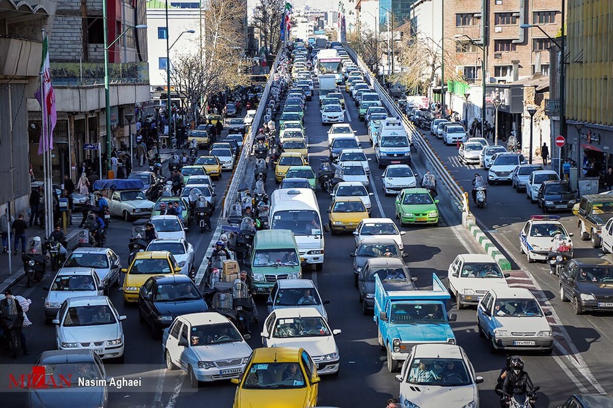 پیش‌بینی کاهش ۲۰ درصدی ترافیک صبحگاهی تهران همزمان با تغییر ساعت کاری ادارات