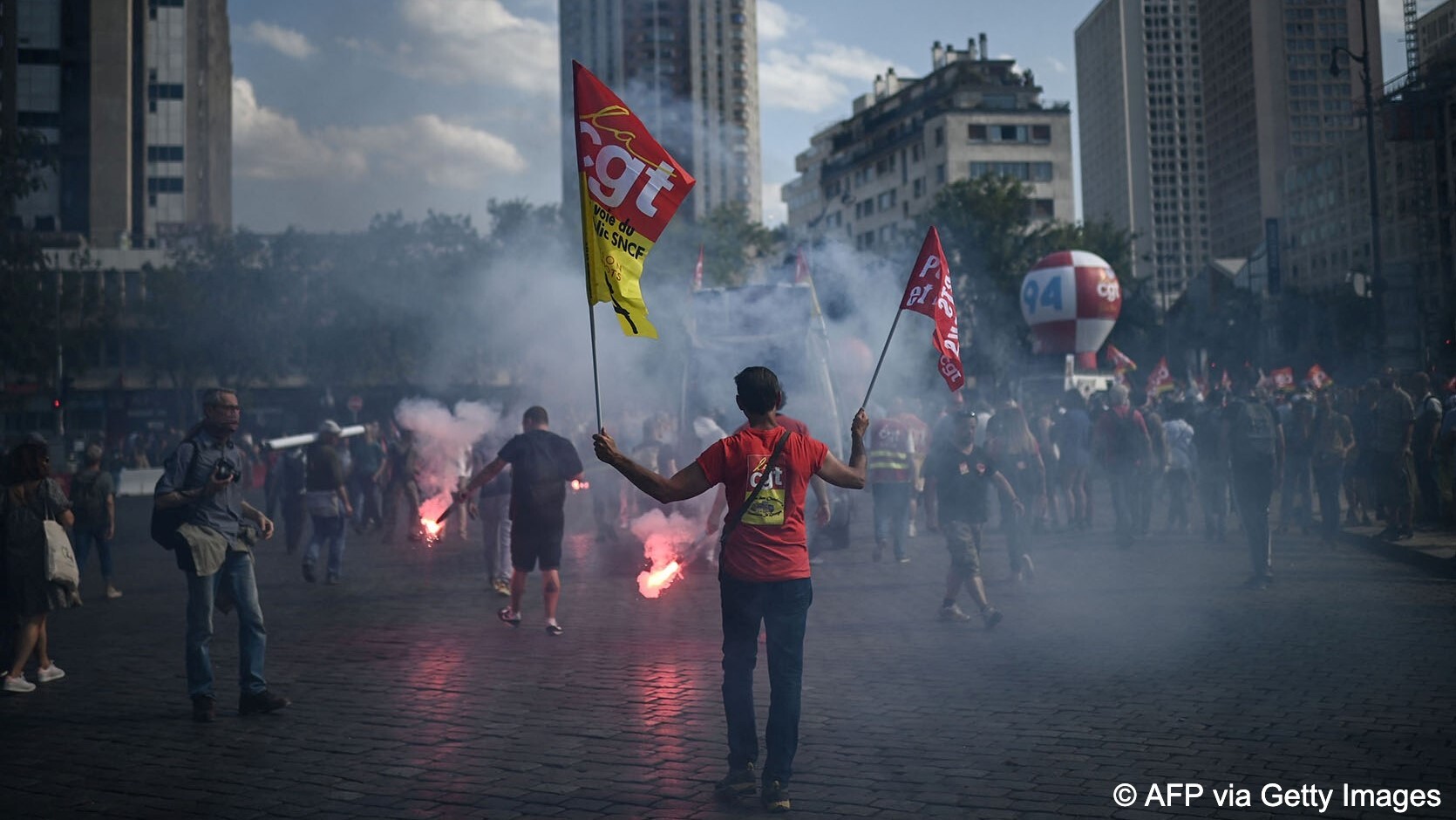 خشونت مجدد پلیس فرانسه علیه معترضان