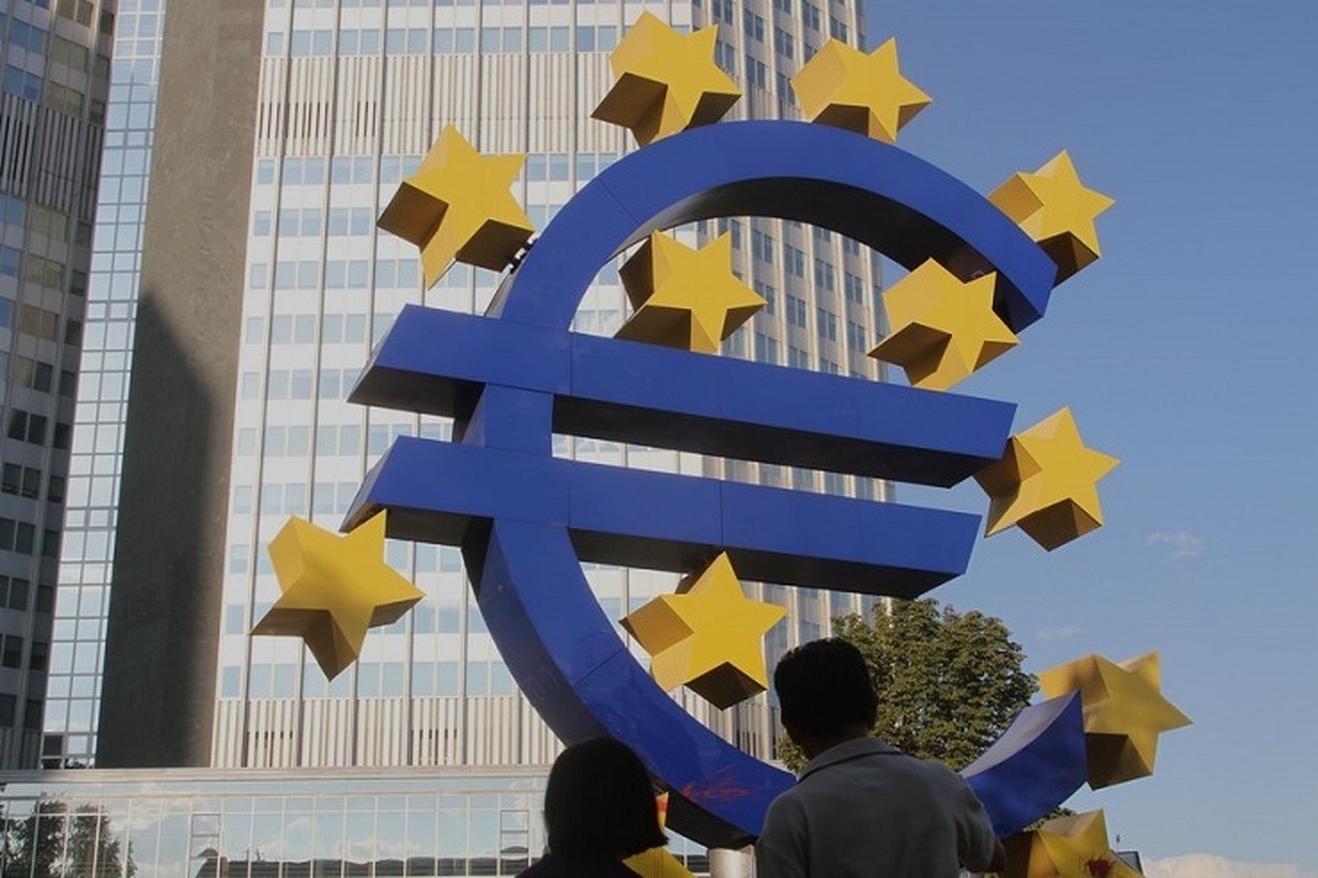 منطقه یورو وارد رکود اقتصادی شد