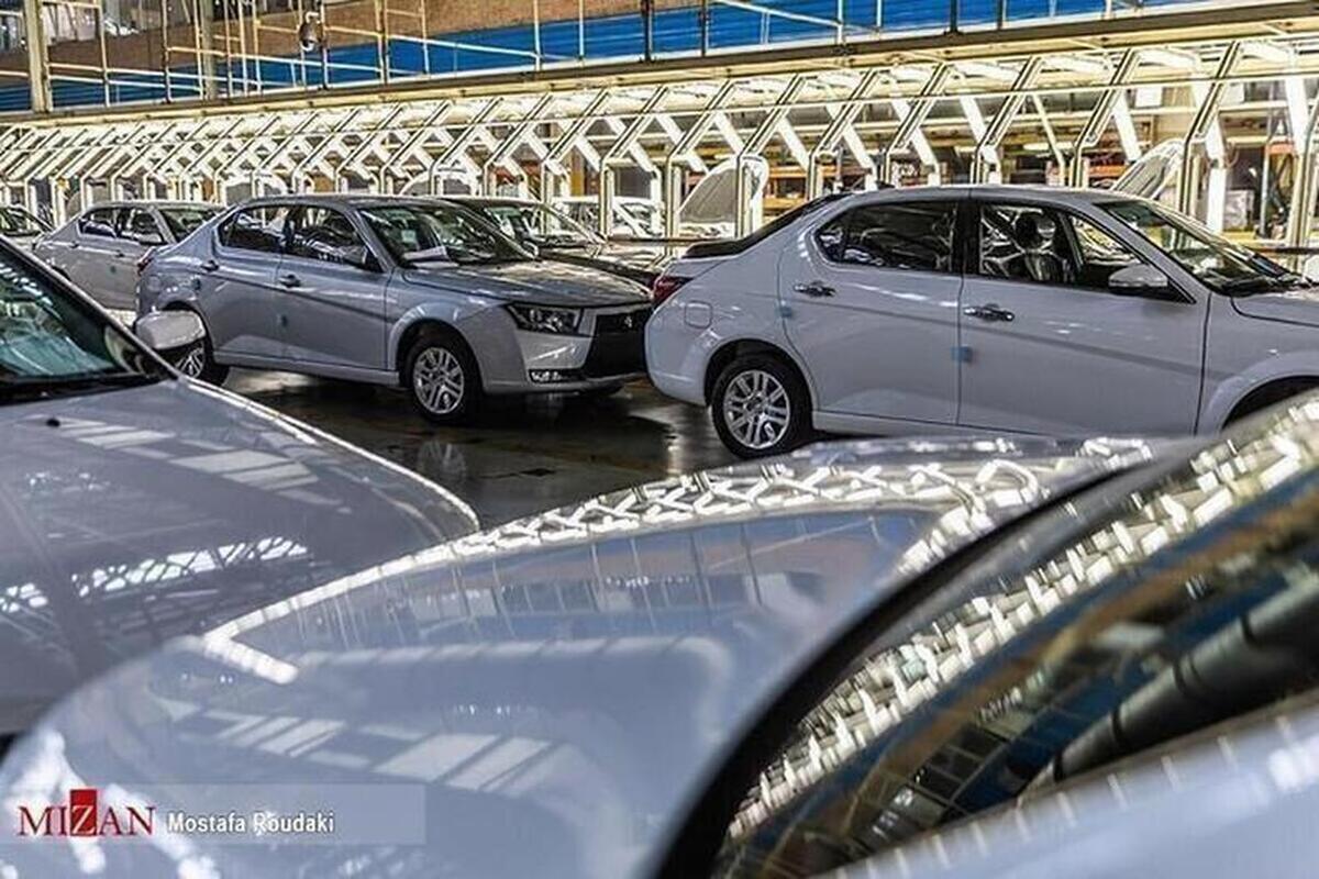 قیمت محصولات ایران خودرو از سوی شورای رقابت تغییر کرد
