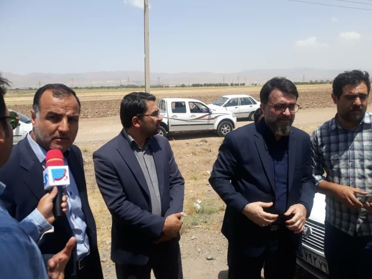 احیای حقوق عامه در دستگاه قضا/ با ورود دادستانی استان قزوین مشکل ۱۰ ساله پرداخت عوارض مردم محمدیه و مهرگان حل شد////هفته قوه