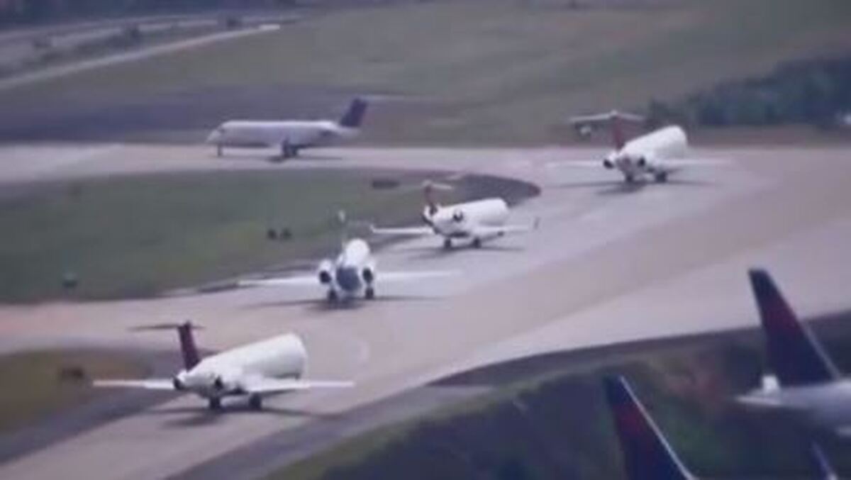 هواپیمایی کاسپین، رتبه یک جریمه‌های تعزیرات برای گرانفروشی بلیت هواپیما