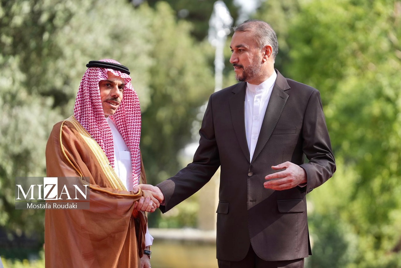 استقبال امیرعبداللهیان از بن‌فرحان/وزیران امور خارجه ایران و عربستان دیدار کردند