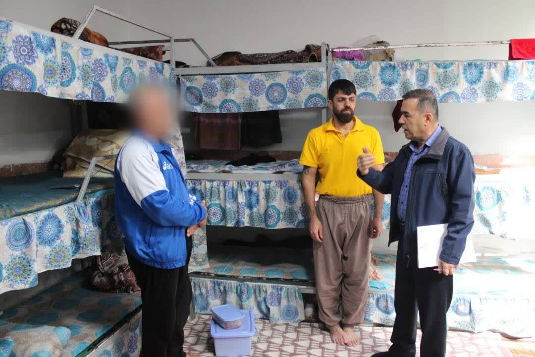 اقدامات در حوزه سلامت و فرهنگ زندانیان؛ ویزیت مستمر مددجویان و عضویت ۲۴۰ مددجو در کتابخانه زندان مهاباد اقدامات در حوزه سلامت و فرهنگ زندانیان؛ ویزیت مستمر مددجویان و عضویت ۲۴۰ مددجو در کتابخانه زندان مهاباد