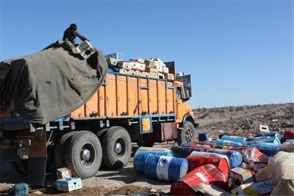 ۳ هزار لیتر سوخت قاچاق در شهرستان ایرانشهر کشف شد