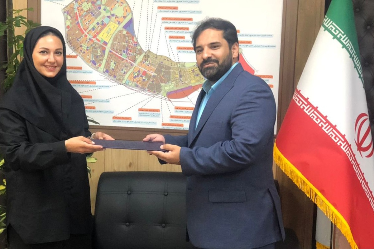 خانقاهی نایب رئیس بانوان انجمن قایق‌های تندرو شد