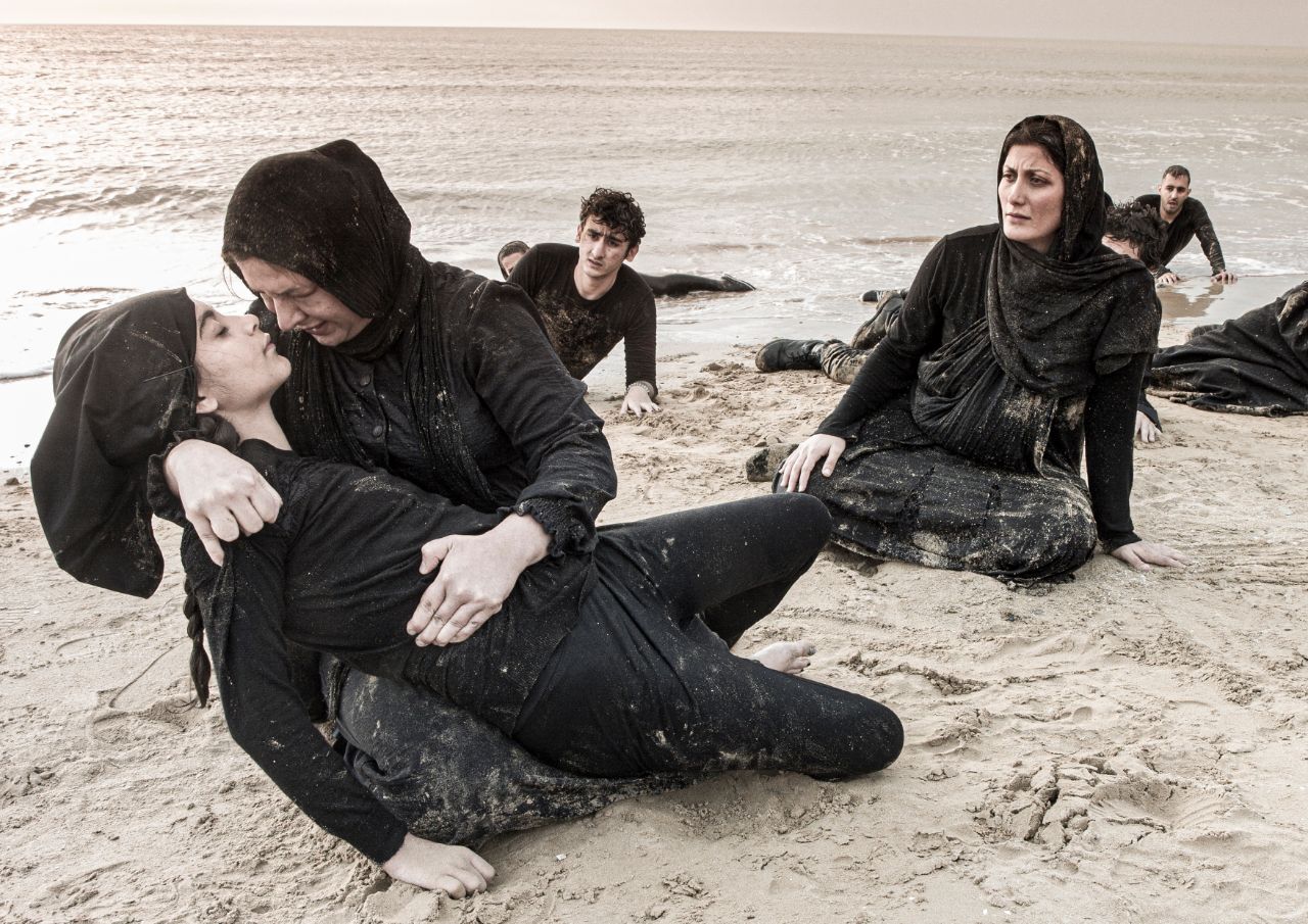 آغاز اکران فیلم سینمایی «مهاجران» در هنر و تجربه/ رونمایی از تیزر