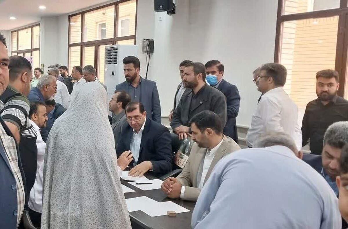 مسئولین قضایی دادگستری خوزستان با بیش از ۱۵۰ نفر از مردم خرمشهر دیدار کردند 