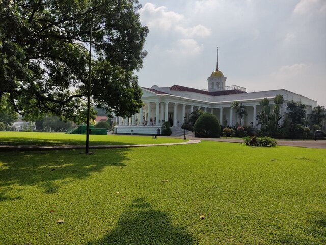 آقا سینا عضو جدید سفر رئیس‌جمهور/ روزی که سرتیم امنیتی اندونزی وحشت کرد 