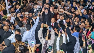 آقا سینا عضو جدید سفر رئیس‌جمهور/ روزی که سرتیم امنیتی اندونزی وحشت کرد
 