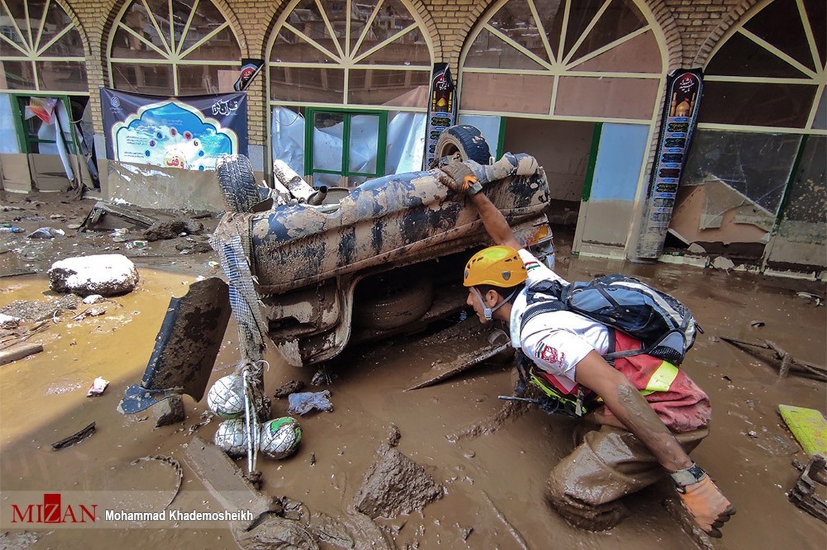 امدادرسانی هلال احمر به ۲۴۱ نفر متأثر از سیل و آبگرفتگی