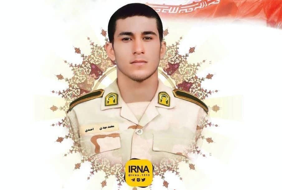 تصویر سرباز وظیفه‌ای که در درگیری با طالبان شهید شد/ او اهل یک روستای محروم بود