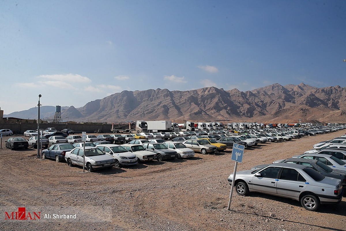 ۵۰۰ خودروی موجود در پارکینگ مرکزی شورای هماهنگی مبارزه با مواد مخدر استان کرمان در یک مرحله تعیین تکلیف می‌شود 