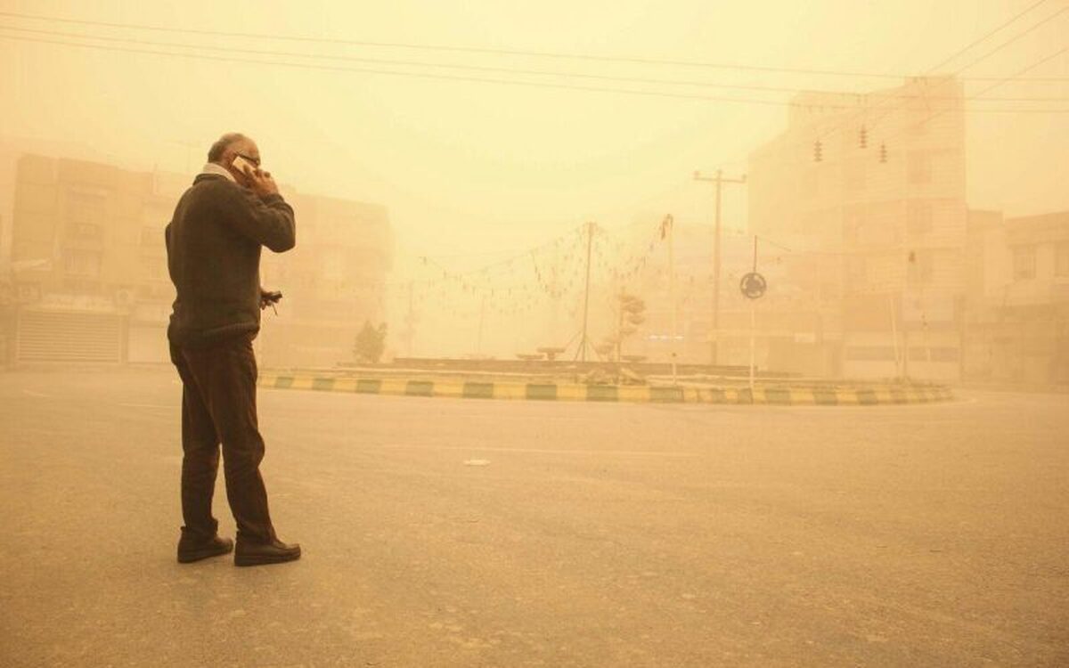 رگبار باران و گرد و خاک مهمان پایتخت نشینان