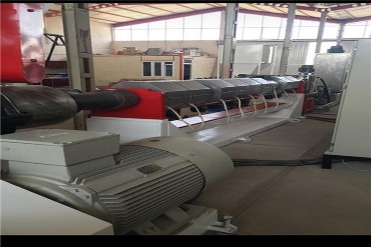 بازگشت به تولید شرکت صادراتی گرانول مروارید با همت دادگستری یزد/ مدیرعامل شرکت: قوه قضاییه از باب صیانت از حقوق عامه توانسته مانع اجحاف در حق تولید کنندگان و حفظ و توسعه تولید شود.