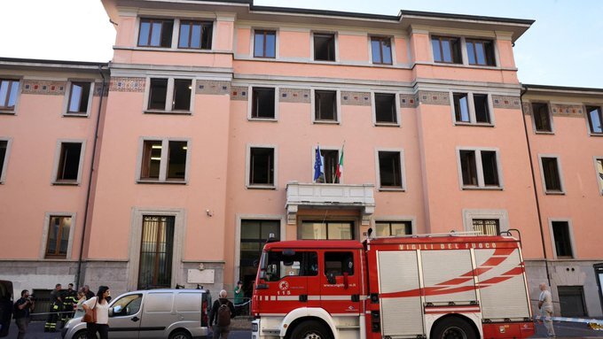 آتش سوزی در خانه سالمندان ایتالیا ۶ کشته و ۸۱ مجروح آتش سوزی در خانه سالمندان ایتالیا ۶ کشته و ۸۱ مجروح